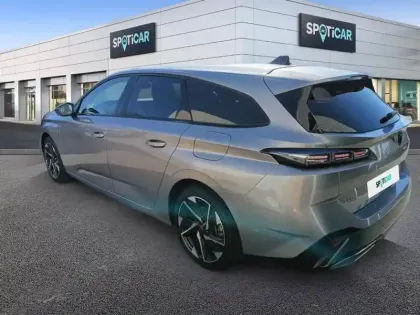 Photo 29 Peugeot 308  SW PHEV 180 e-EAT8 Allure Pack