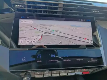 Photo 21 Peugeot 308  SW PHEV 180 e-EAT8 Allure Pack