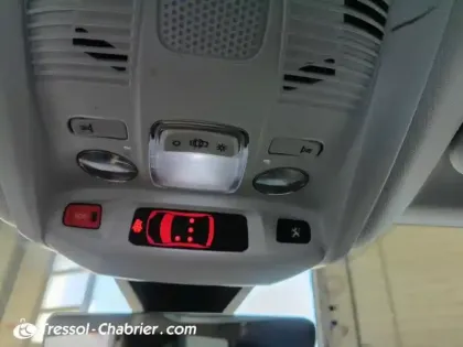 Photo 24 Peugeot 3008  Hybrid 225 e-EAT8 Allure Pack