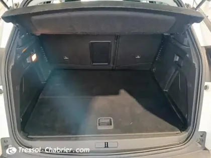 Photo 7 Peugeot 3008  Hybrid 225 e-EAT8 Allure Pack