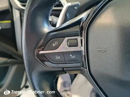 Photo 18 Peugeot 3008  Hybrid 225 e-EAT8 Allure Pack