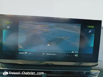 Photo 21 Peugeot 3008  Hybrid 225 e-EAT8 Allure Pack