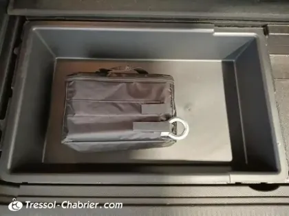 Photo 26 Peugeot 3008  Hybrid 225 e-EAT8 Allure Pack