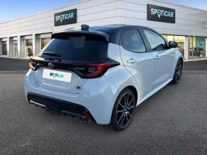 Photo 1 Toyota Yaris  Hybride 116h GR Sport