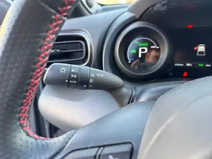 Photo 16 Toyota Yaris  Hybride 116h GR Sport