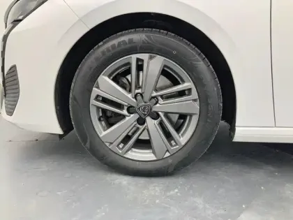 Photo 14 Peugeot 308  BlueHDi 130ch S&S BVM6 Active Pack