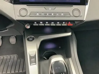 Photo 12 Peugeot 308  BlueHDi 130ch S&S BVM6 Active Pack