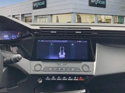 Photo 25 Peugeot 308  BlueHDi 130ch S&S BVM6 Active Pack