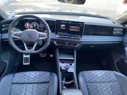 Photo 8 Volkswagen Tiguan 1.5 eTSI 150ch DSG7 R-Line