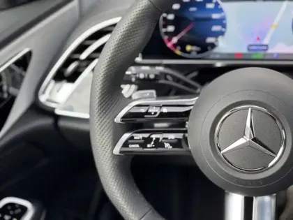 Photo 6 Mercedes Classe E Gén. VI (S214) Ph1 AMG Line+ 5