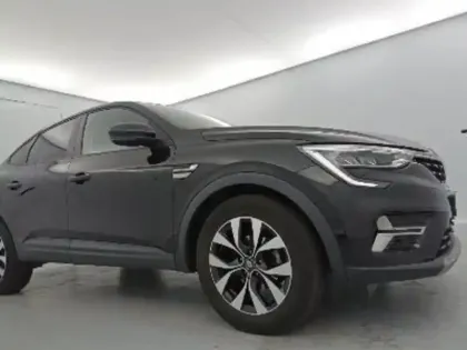 Photo 10 Renault Arkana mild hybrid 140 EDC FAP - 22 Evolution