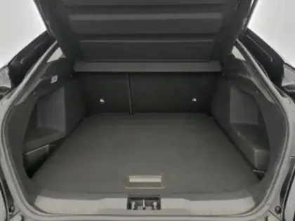 Photo 8 Renault Arkana mild hybrid 140 EDC FAP - 22 Evolution