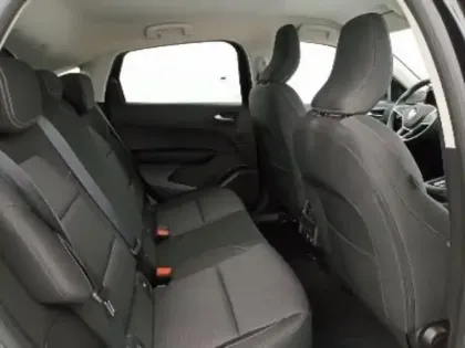 Photo 7 Renault Arkana mild hybrid 140 EDC FAP - 22 Evolution