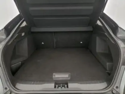 Photo 8 Renault Arkana mild hybrid 140 EDC FAP - 22 Evolution