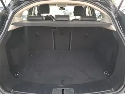 Photo 28 Jaguar E-Pace  D165 MHEV S BVA AWD Sieges cuir GPS Camera Attelage