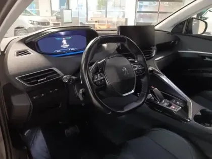 Photo 13 Peugeot 3008  HYBRID 225ch Allure Pack e-EAT8