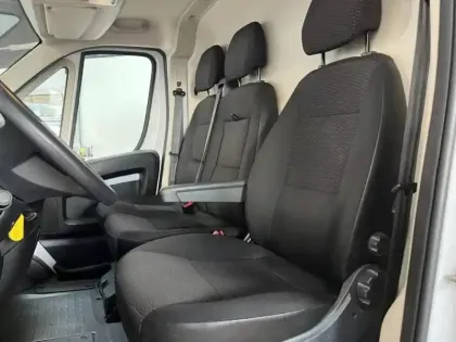 Photo 11 Citroën Jumper  Fg 33 L2H2 2.2 BlueHDi 140 S&S Club (15832?ht)