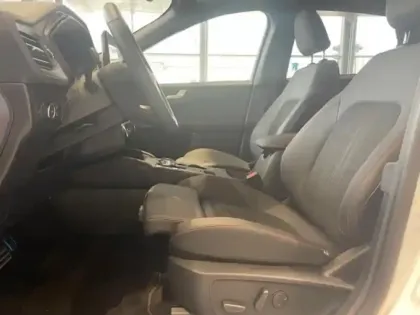 Photo 14 Ford Kuga  2.5 Duratec 180ch Hybrid FlexiFuel ST-Line X Powershift