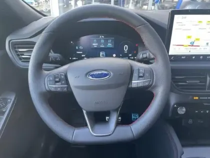 Photo 8 Ford Kuga  2.5 Duratec 180ch Hybrid FlexiFuel ST-Line X Powershift