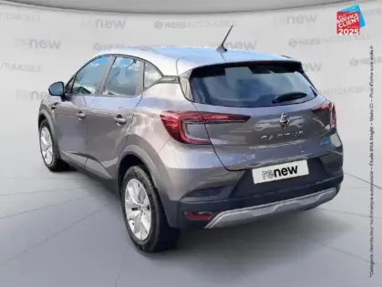 Photo 7 Renault Captur  1.6 E-Tech hybride 145ch Business -21 Camera GPS