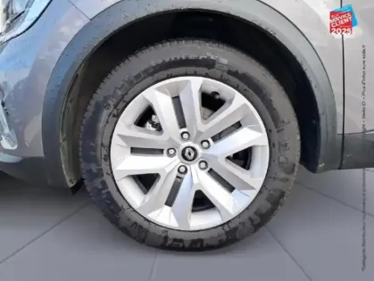 Photo 9 Renault Captur  1.6 E-Tech hybride 145ch Business -21 Camera GPS