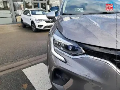 Photo 12 Renault Captur  1.6 E-Tech hybride 145ch Business -21 Camera GPS