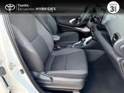 Photo 5 Toyota Yaris  116h Dynamic 5p MY22
