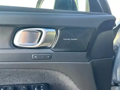 Photo 14 Volvo Xc40  T5 Recharge 180 + 82ch Ultimate DCT 7