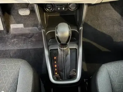 Photo 14 Suzuki Swift  1.2 Hybrid 83ch Pack Auto