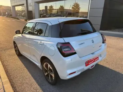 Photo 2 Suzuki Swift  1.2 Hybrid 83ch Pack Auto