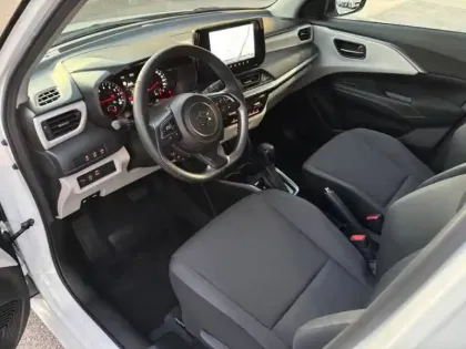 Photo 1 Suzuki Swift  1.2 Hybrid 83ch Pack Auto