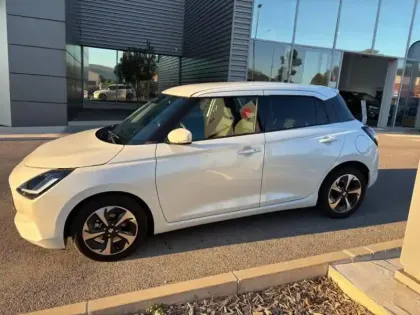 Photo 7 Suzuki Swift  1.2 Hybrid 83ch Pack Auto