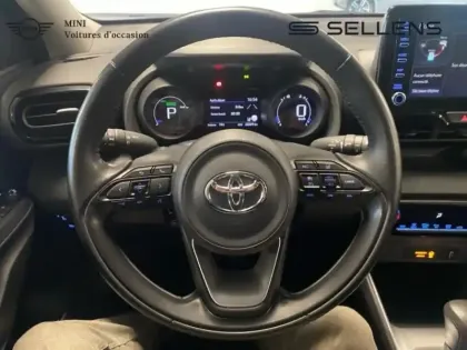 Photo 5 Toyota Yaris  116h Design 5p MY22