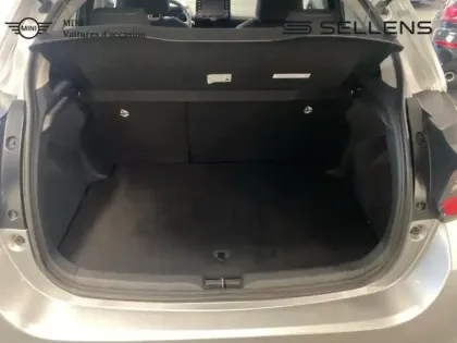 Photo 6 Toyota Yaris  116h Design 5p MY22