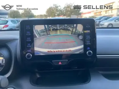 Photo 13 Toyota Yaris  116h Design 5p MY22