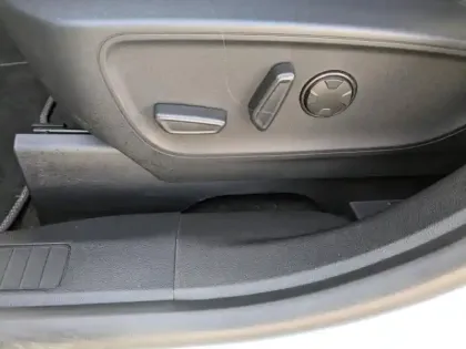 Photo 22 Ford Kuga  2.5 Duratec 180ch Hybrid FlexiFuel Active X Powershift