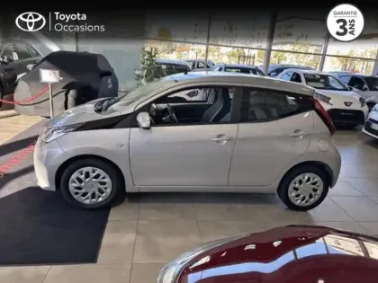 Photo 2 Toyota Aygo  1.0 VVT-i 72ch x-play 5p MY21