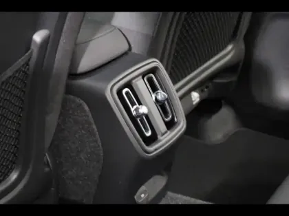 Photo 13 Volvo Ec40  Single 238ch Black Edition