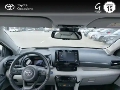 Photo 7 Toyota Yaris  116h Iconic 5p MY22