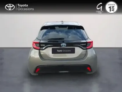 Photo 3 Toyota Yaris  116h Iconic 5p MY22