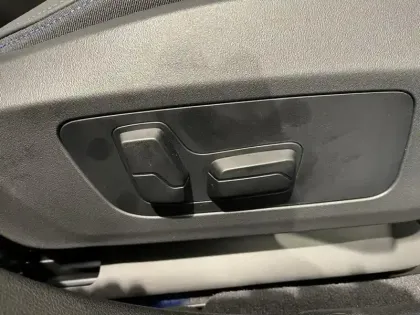 Photo 12 BMW Serie 1 Série 1 120A 170ch M Sport DKG7