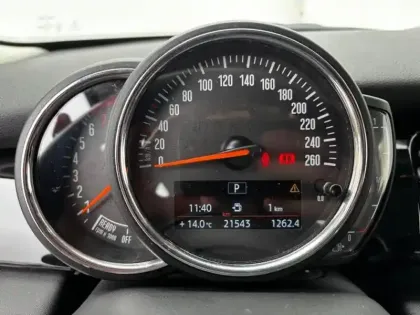 Photo 14 Mini Mini  Cooper 136ch  Essential BVA7