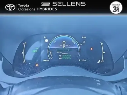 Photo 13 Toyota Yaris  116h Design 5p MC24