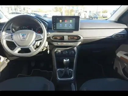 Photo 8 Dacia Sandero  1.0 TCe 90ch Stepway Confort -22