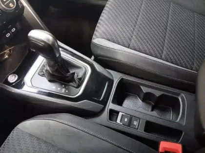 Photo 12 Volkswagen T-roc  1.5 TSI EVO 150ch R-Line DSG7 S&S