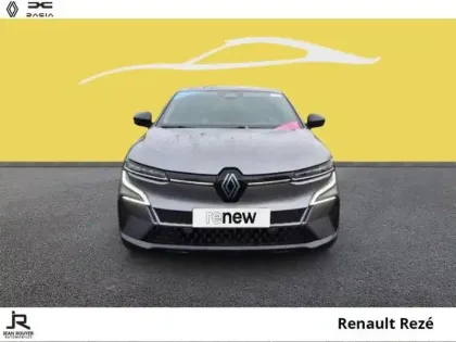 Photo 38 Renault Megane  E-Tech Electric EV60 220ch Techno optimum charge -B