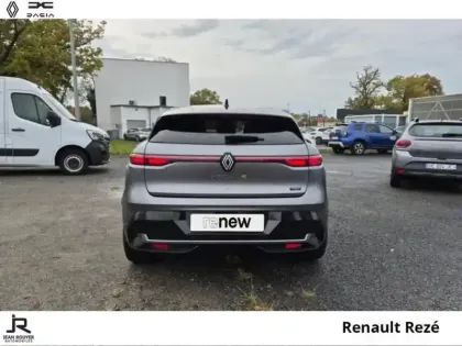 Photo 10 Renault Megane  E-Tech Electric EV60 220ch Techno optimum charge -B