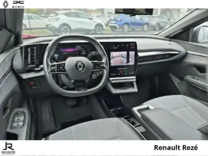 Photo 4 Renault Megane  E-Tech Electric EV60 220ch Techno optimum charge -B