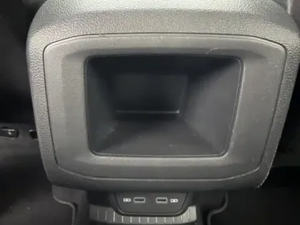 Photo 10 Volkswagen T-cross  1.0 TSI 116ch R-Line Edition DSG7