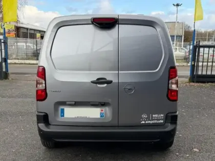 Photo 5 Opel Combo Cargo  M Diesel 130ch automatique Pack Premium Connect